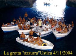 La grotta azzurra Ustica 4/11/2004