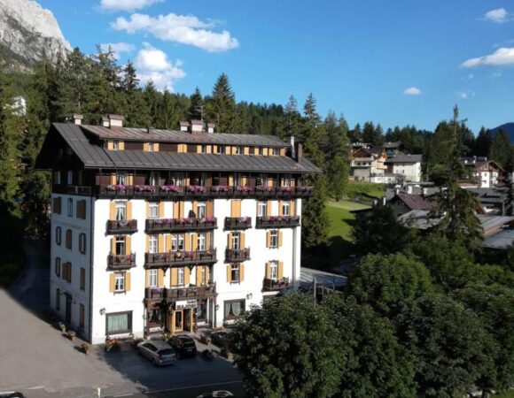 Cortina d’Ampezzo Hotel Majoni**** dal 20 al 30 Agosto 2026.